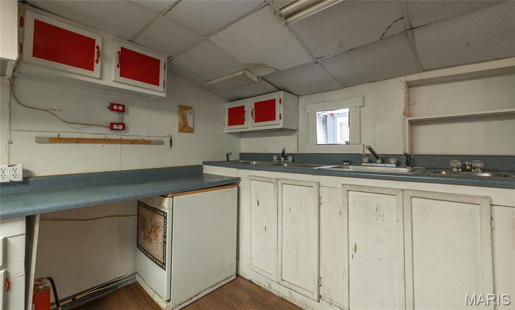 103 E Third Street Property Photo 5