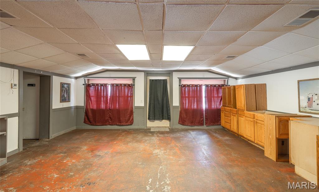 103 E Third Street Property Photo 6