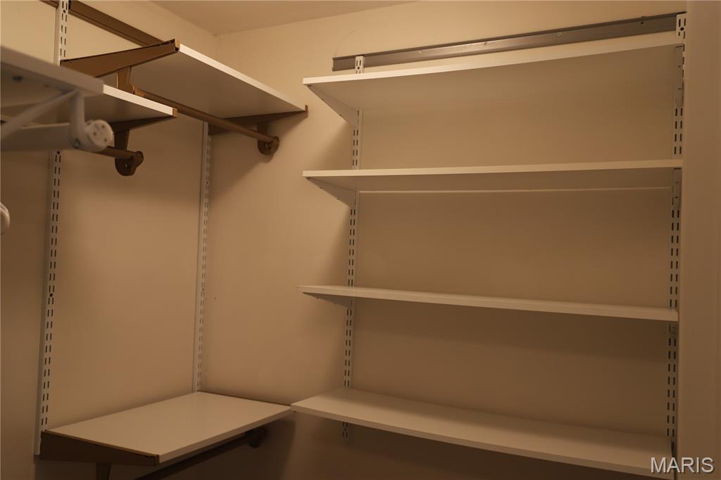 11697 John Emling Road Property Photo 25