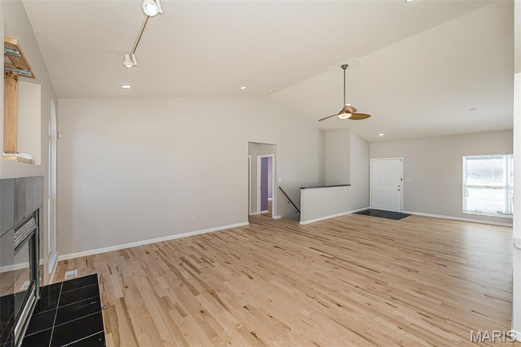865 Bellerive Manor Drive Property Photo 4
