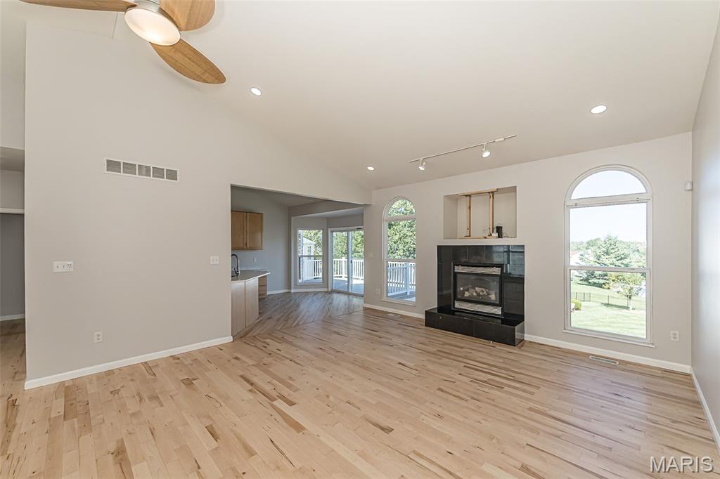 865 Bellerive Manor Drive Property Photo 6