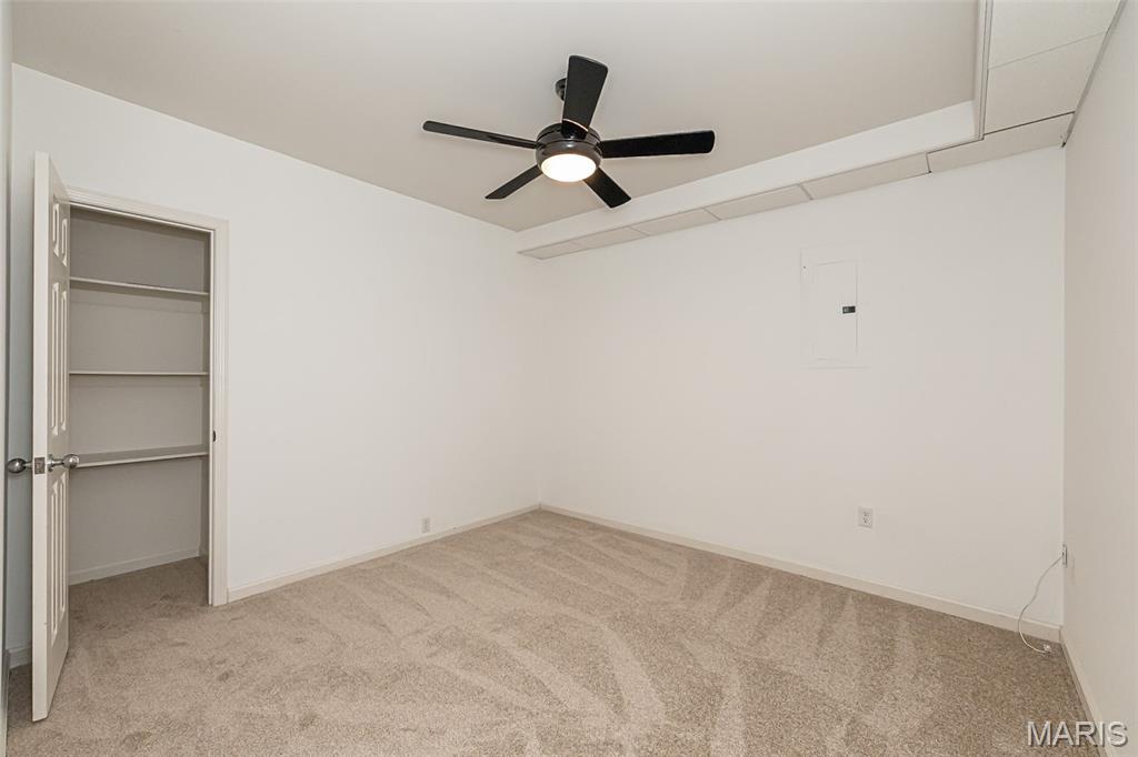 865 Bellerive Manor Drive Property Photo 23