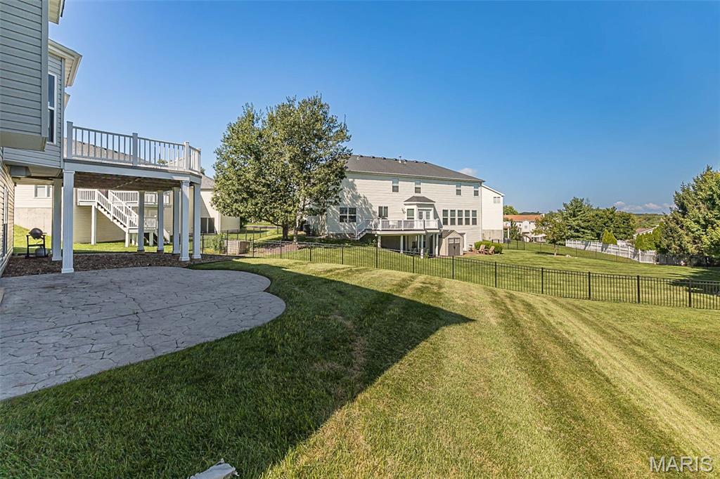 865 Bellerive Manor Drive Property Photo 27