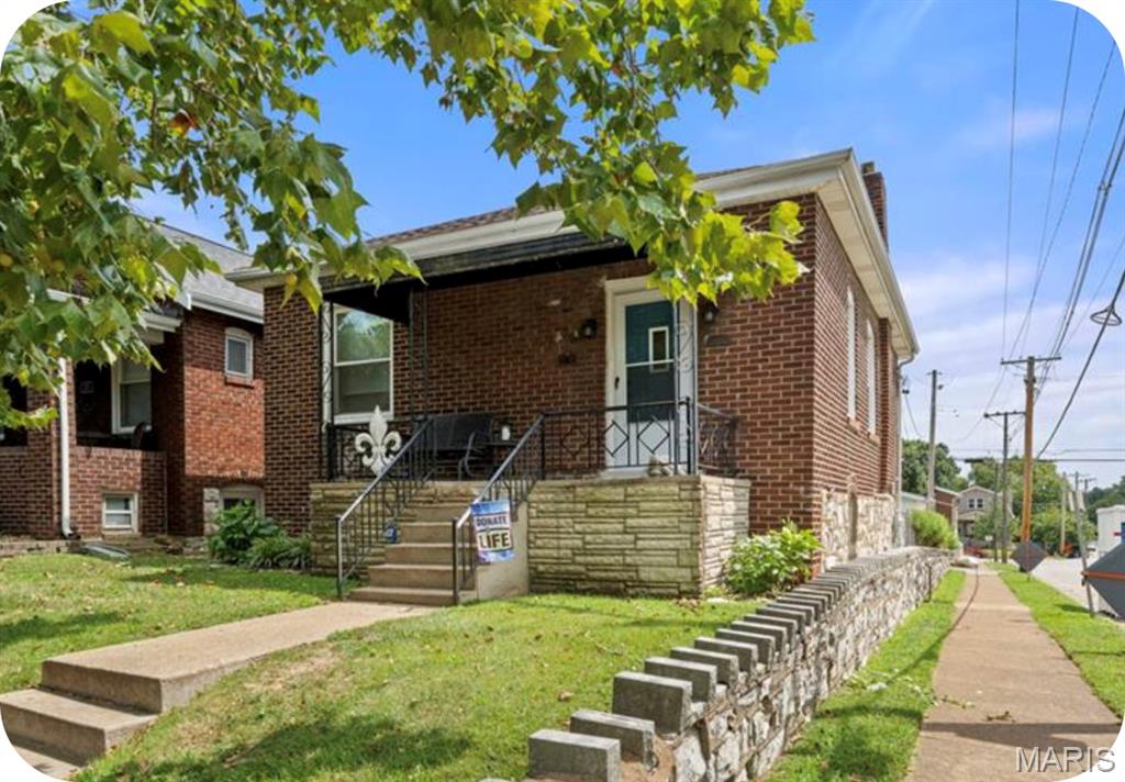 5230 Lisette Avenue Property Photo 1