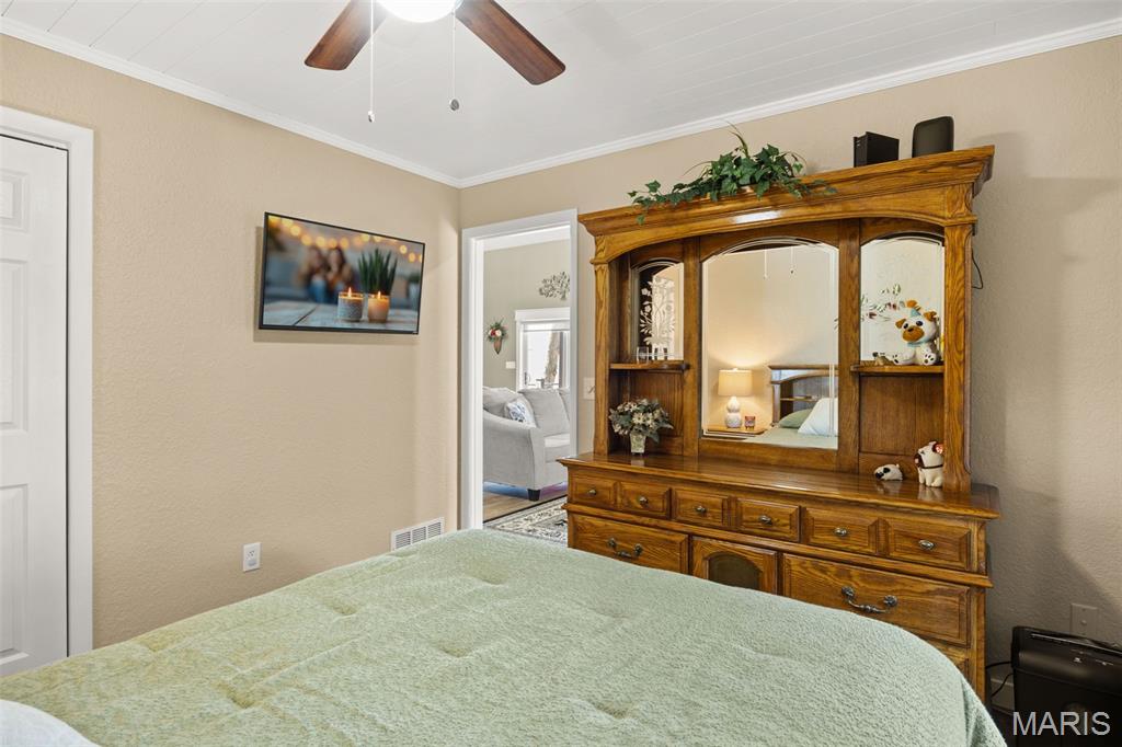 475 Woodland Point Property Photo 25
