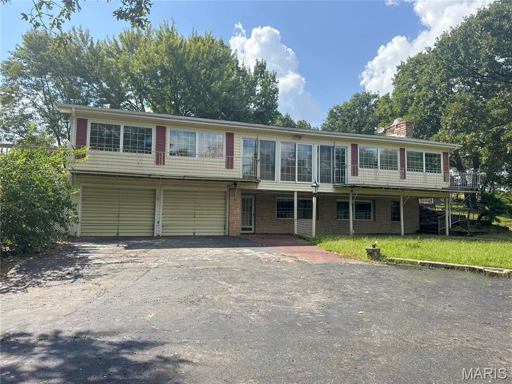 1500 Highway K Property Photo 1