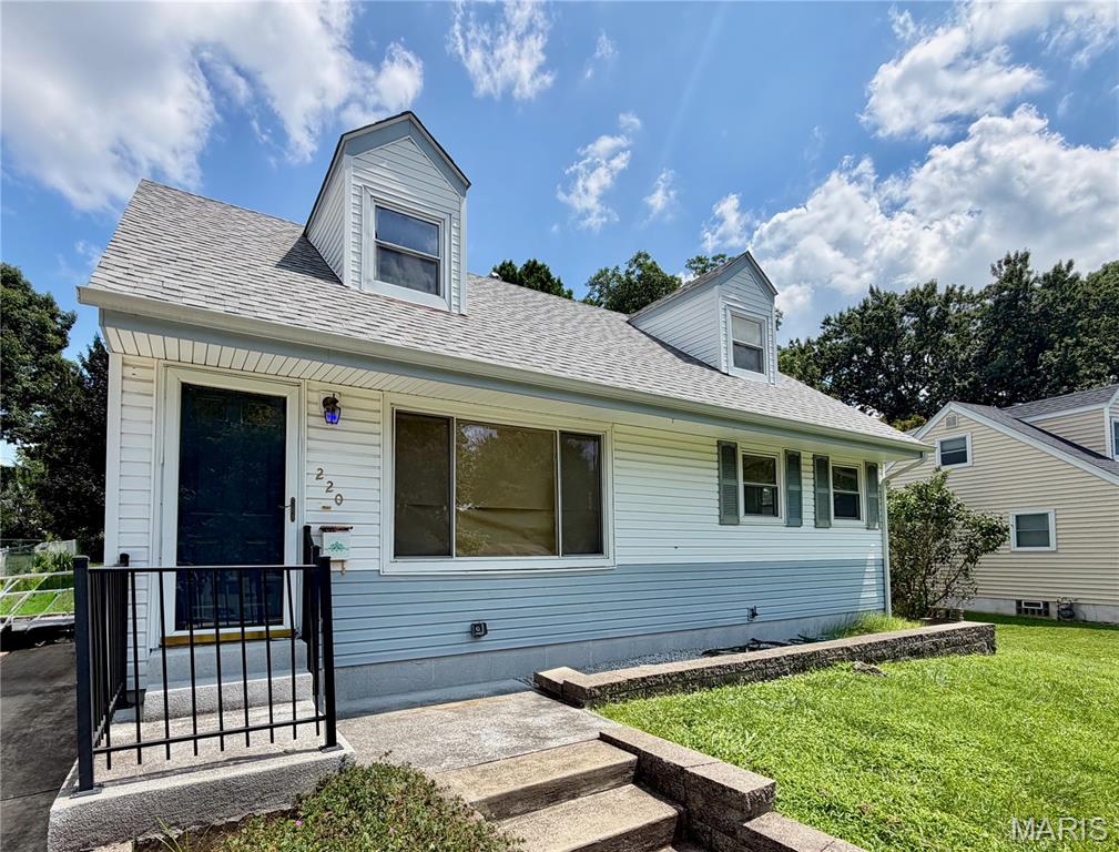 220 S Lafayette Street Property Photo 1