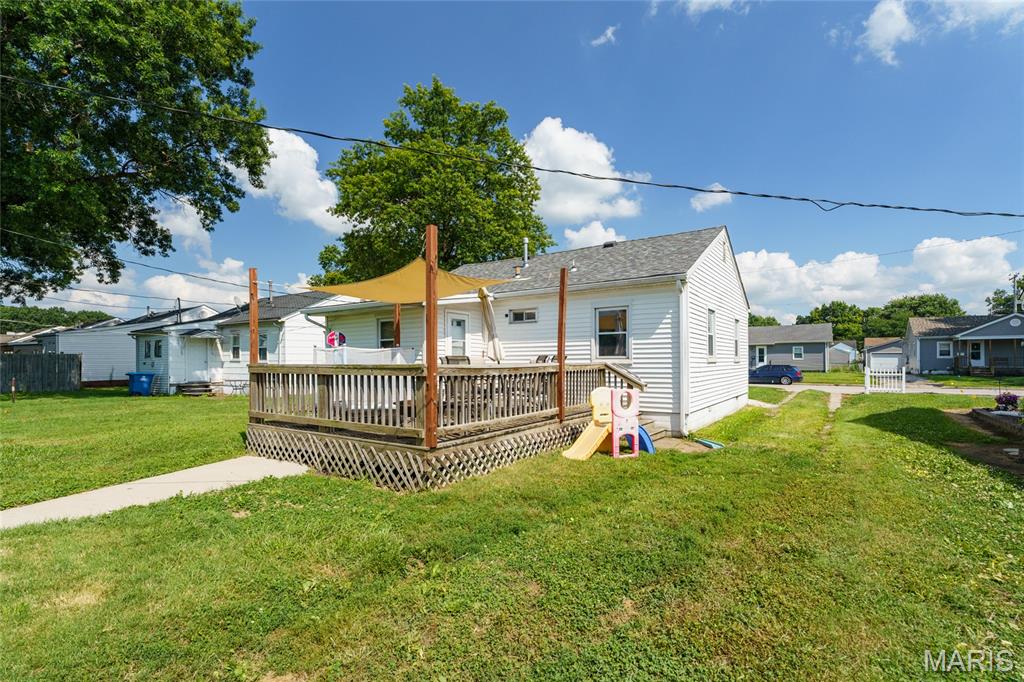 2633 Center Street Property Photo 20