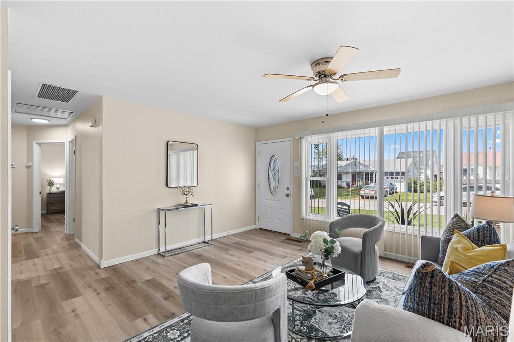 6334 Hurstgreen Lane Property Photo 4