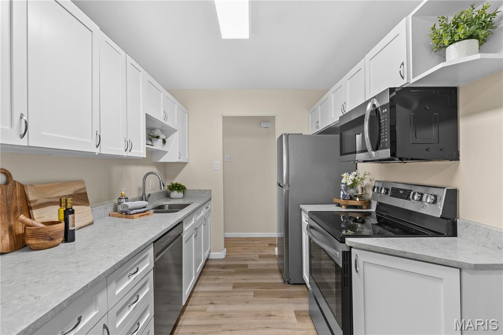 6334 Hurstgreen Lane Property Photo 12