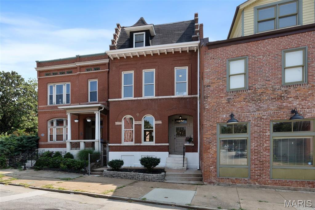 1936 Arsenal Street Property Photo 1