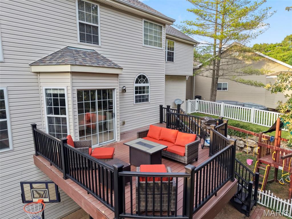 2860 Westridge Oaks Court Property Photo 8