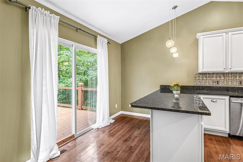 5945 Old Hickory Trail Property Photo 11