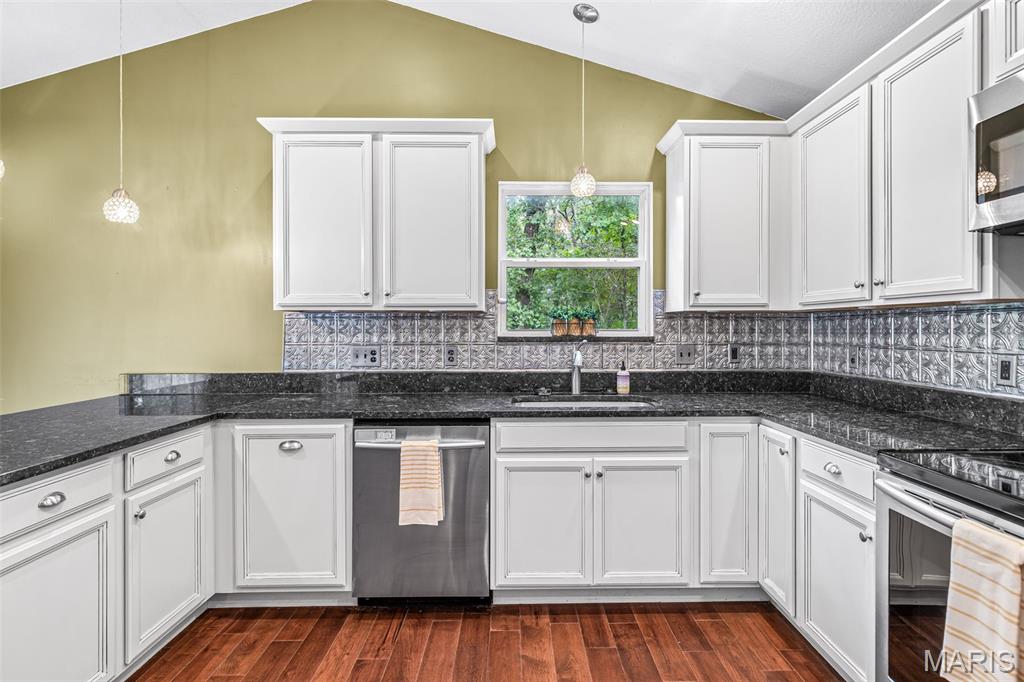 5945 Old Hickory Trail Property Photo 13