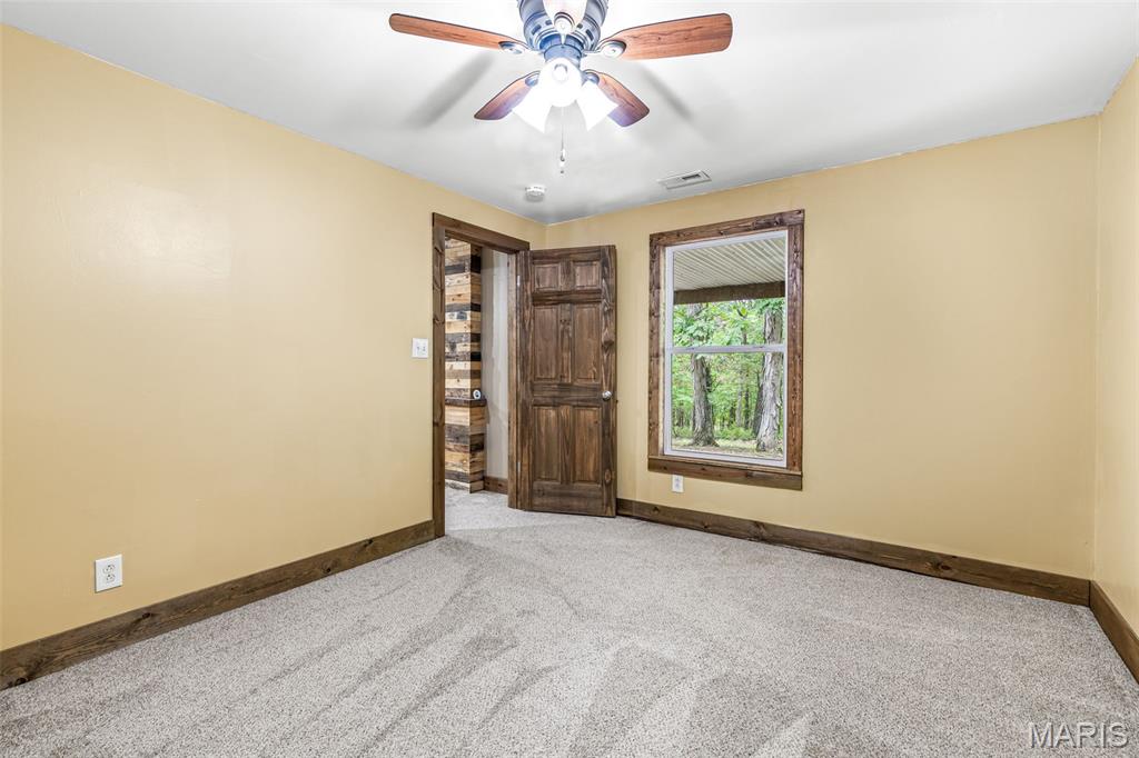 5945 Old Hickory Trail Property Photo 32