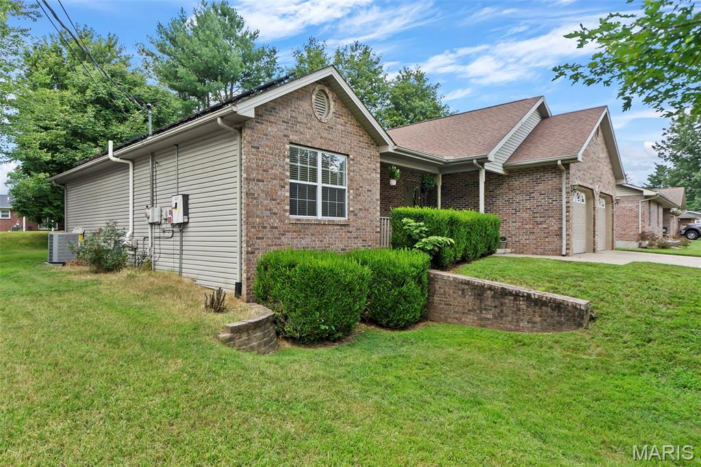 815 Pecan Lane Property Photo 4