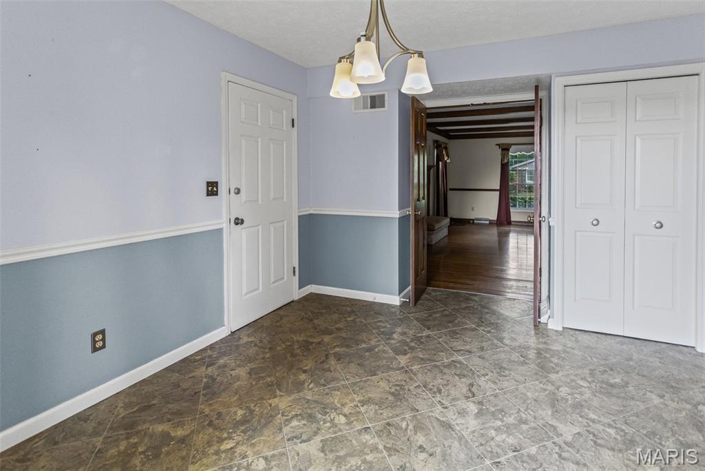 1011 Richard Drive Property Photo 16