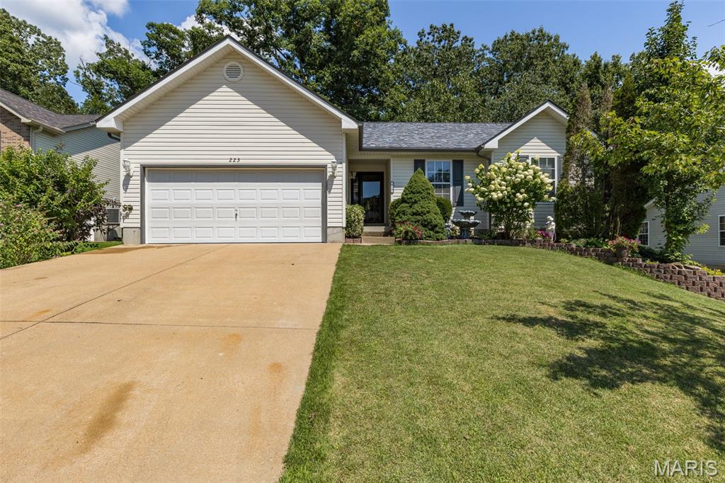 223 Williamsburg Drive Property Photo 45