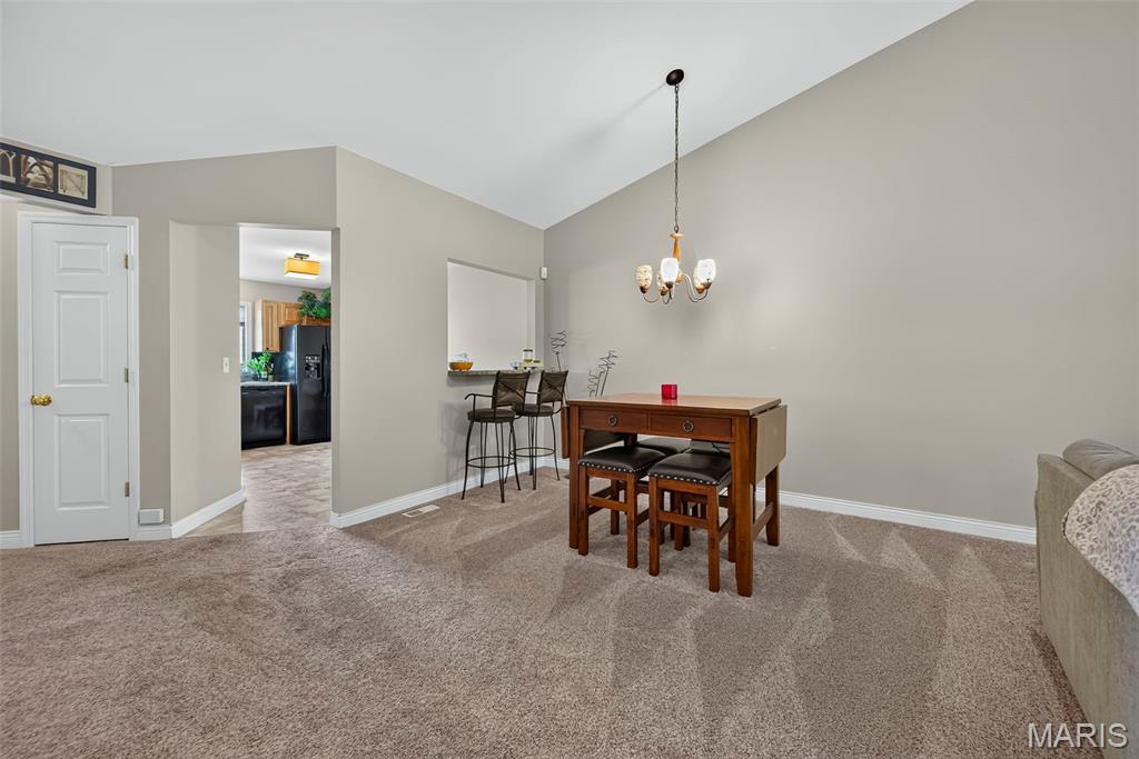 384-386 Shadow Pines Drive Property Photo 12