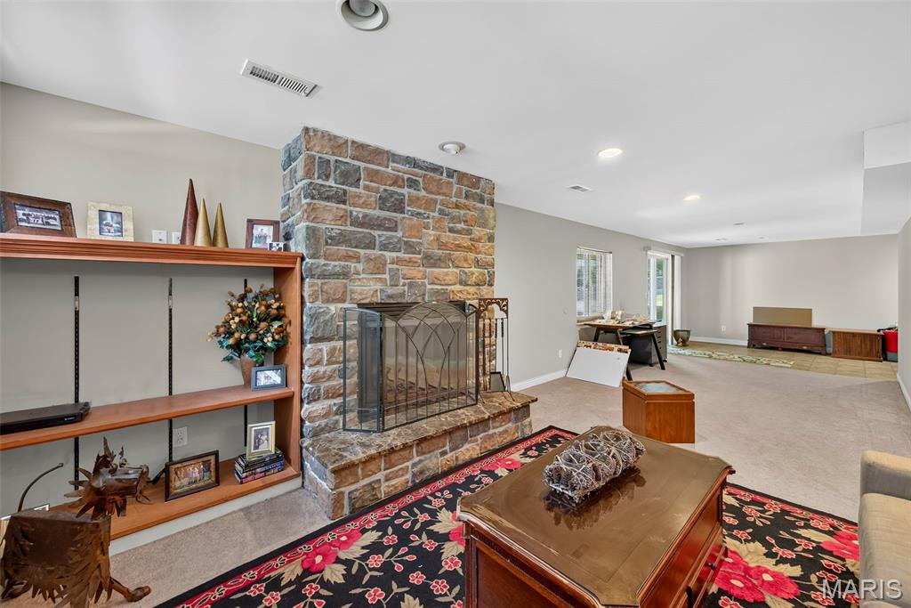 384-386 Shadow Pines Drive Property Photo 26