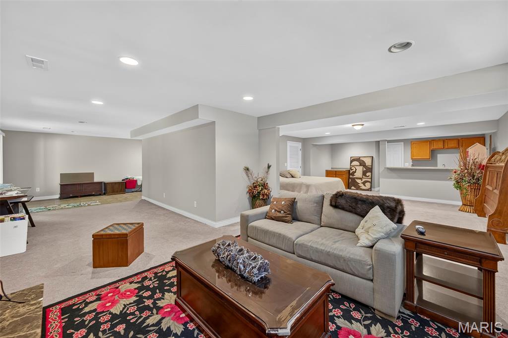 384-386 Shadow Pines Drive Property Photo 29