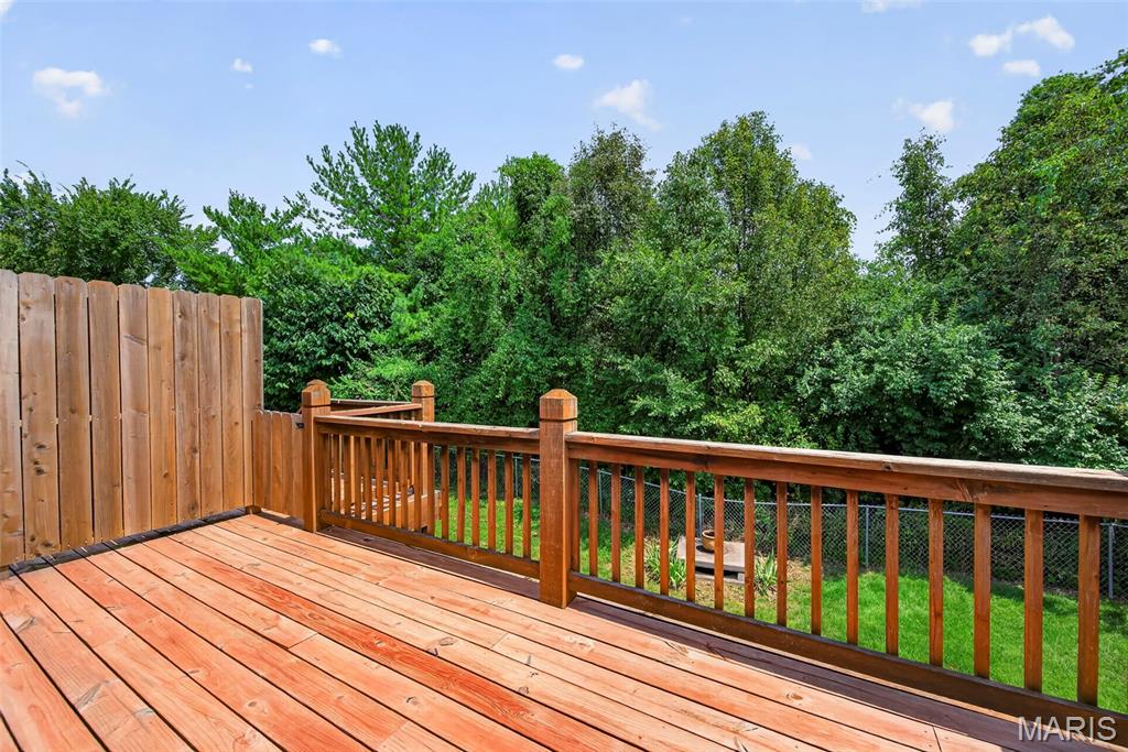 384-386 Shadow Pines Drive Property Photo 37