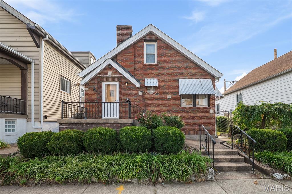 6622 Macklind Avenue Property Photo 1
