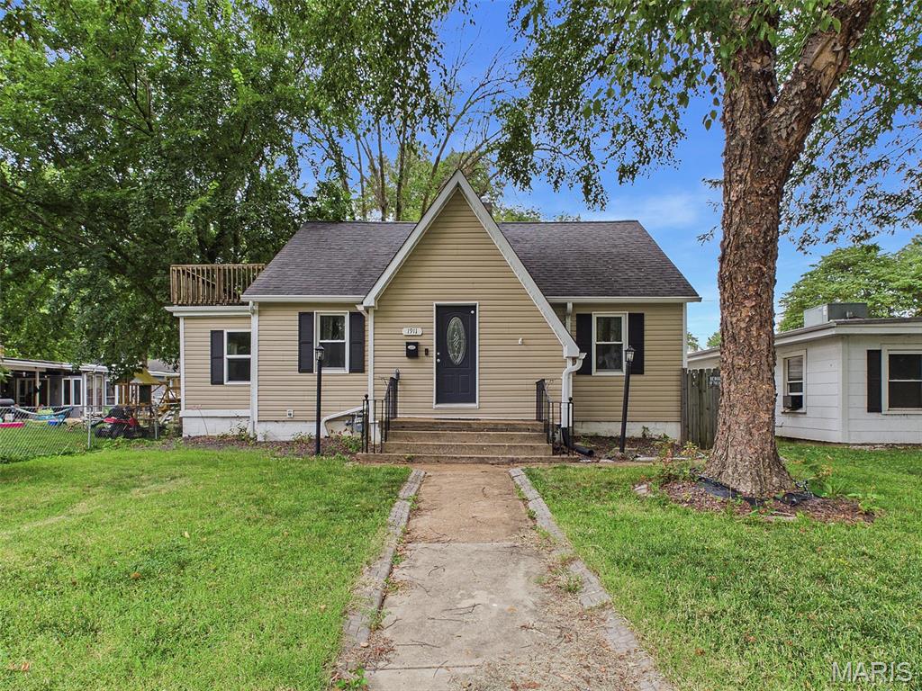 1911 N Charles Street Property Photo 1