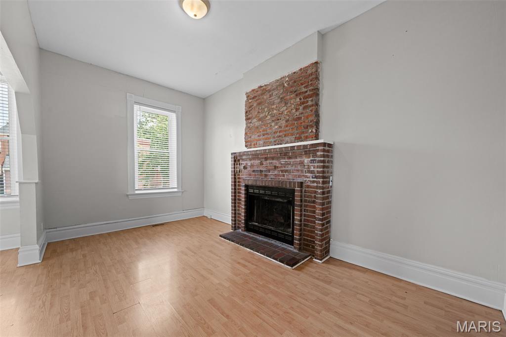 4717 S Compton Avenue Property Photo 9