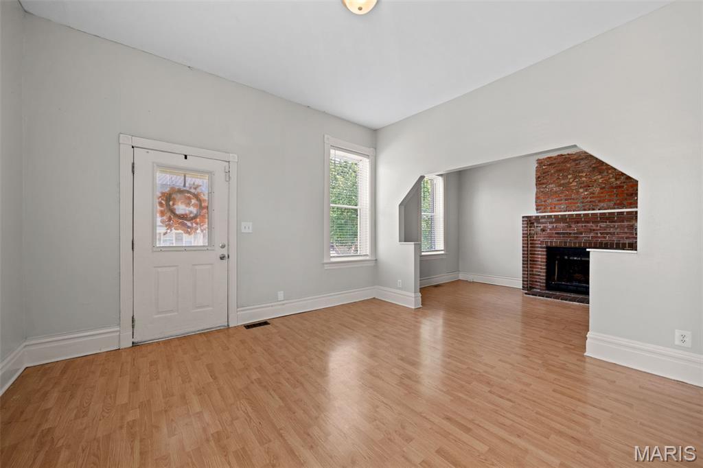 4717 S Compton Avenue Property Photo 10