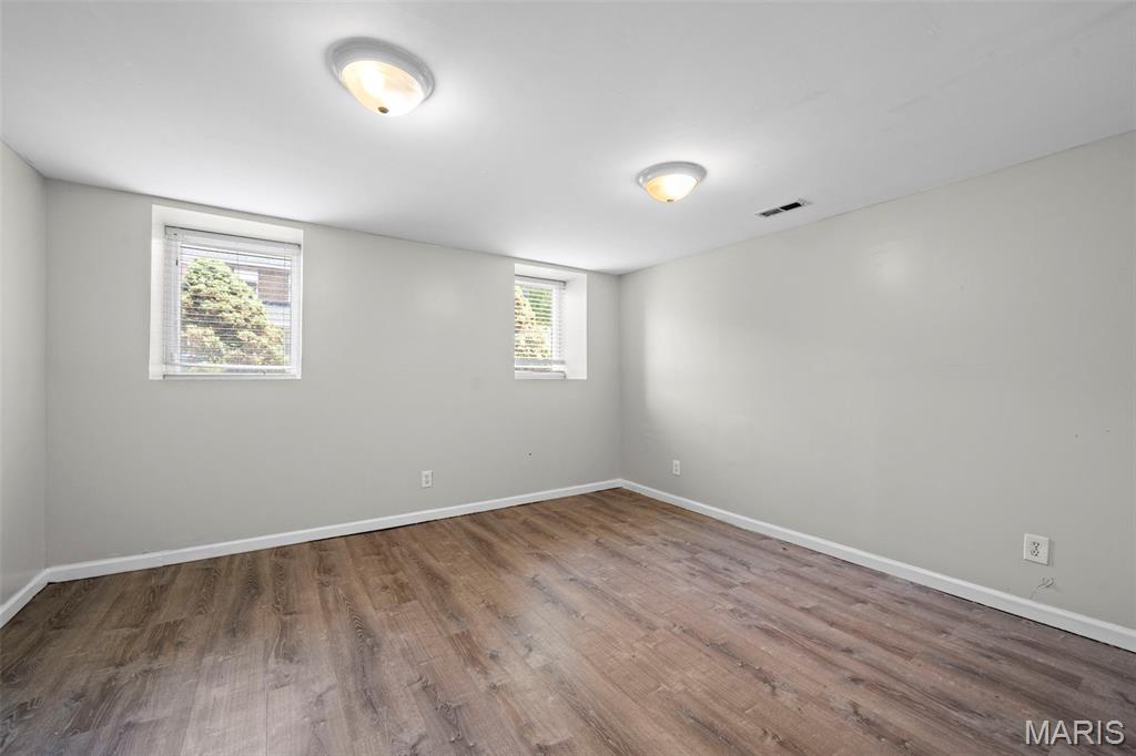 4717 S Compton Avenue Property Photo 21