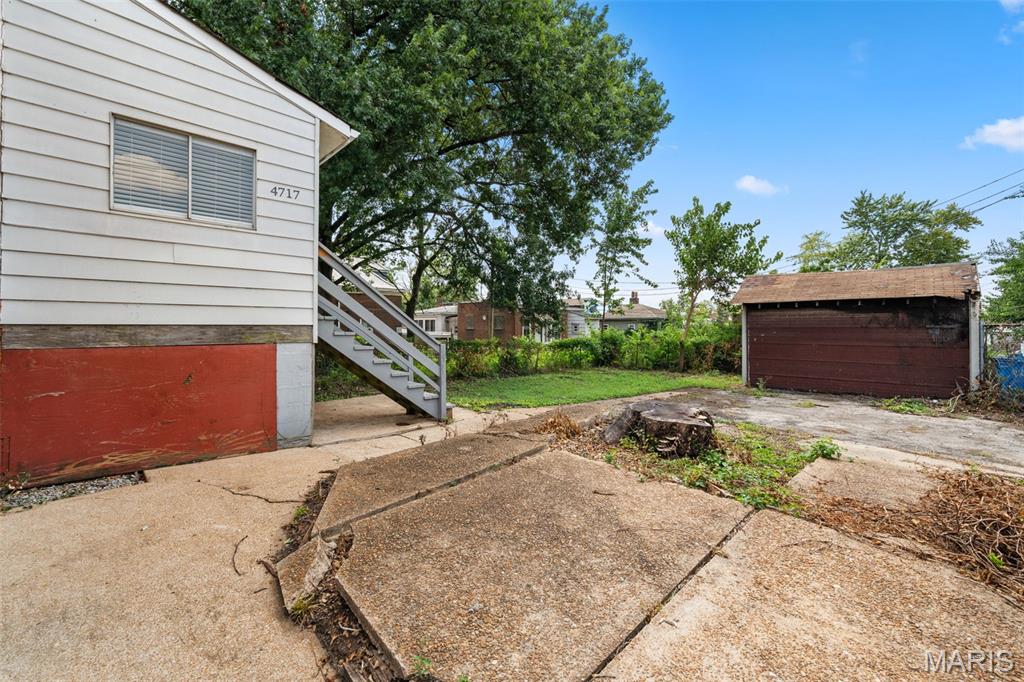 4717 S Compton Avenue Property Photo 35