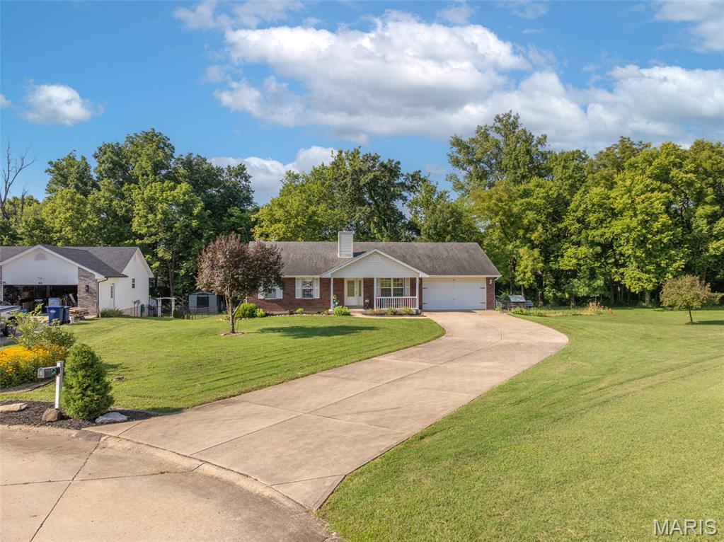 39 Scarlet Oak Court Property Photo 3