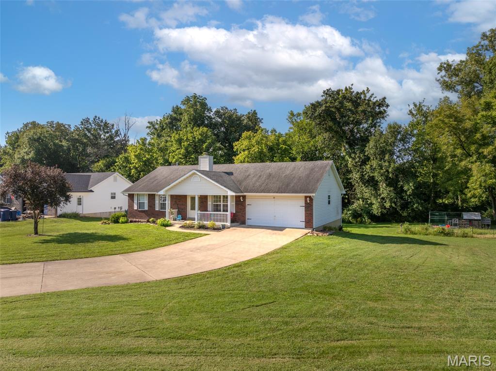 39 Scarlet Oak Court Property Photo 4