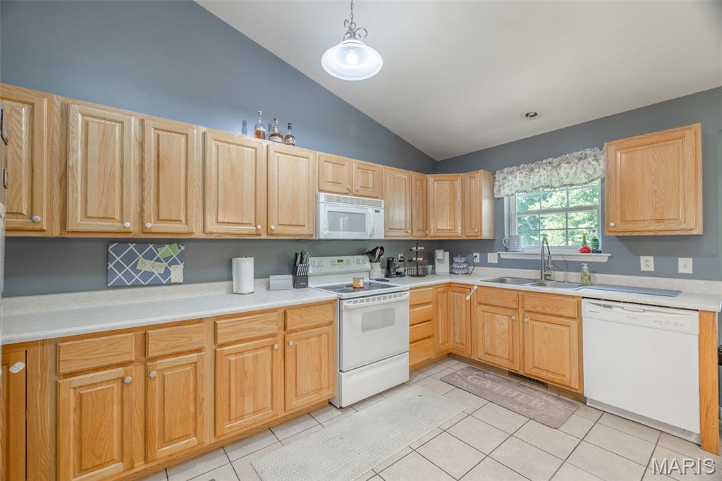 39 Scarlet Oak Court Property Photo 10