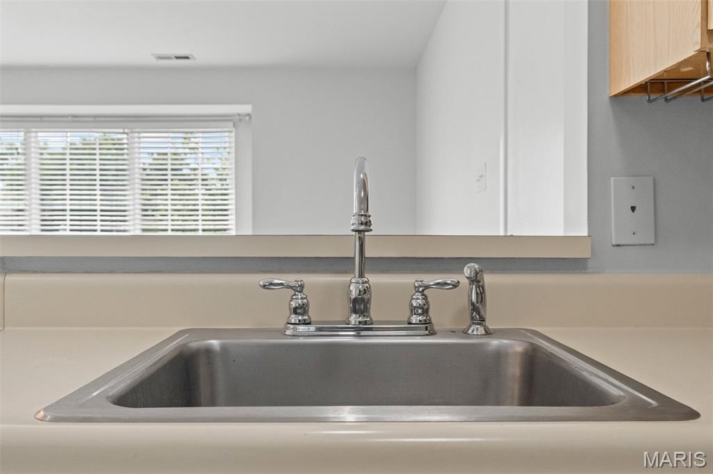1323 Holgate Drive B Property Photo 11