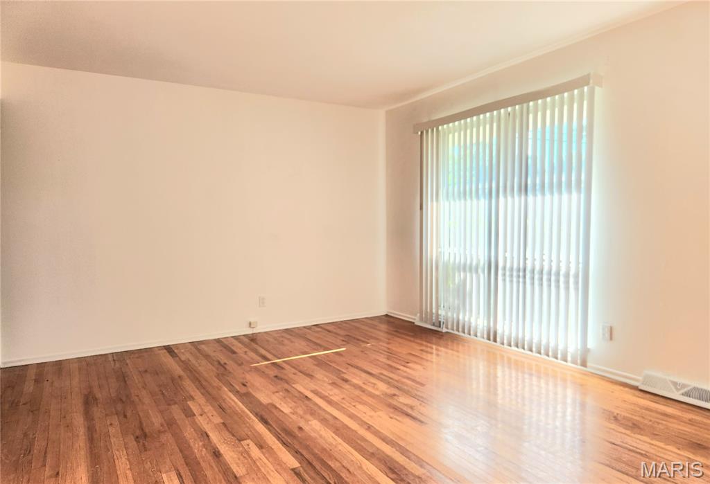 702 Vendome Property Photo 9