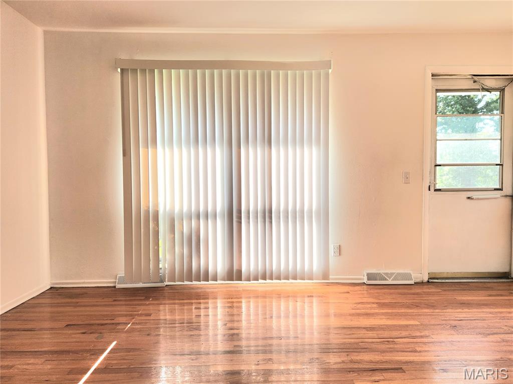702 Vendome Property Photo 11