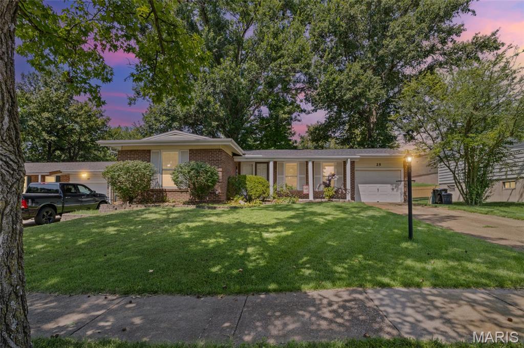 25 Brookwood Drive Property Photo 1