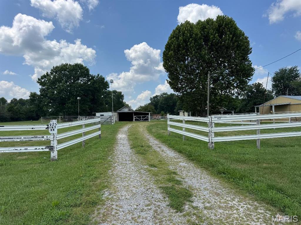 925 Highway Kk Property Photo 3