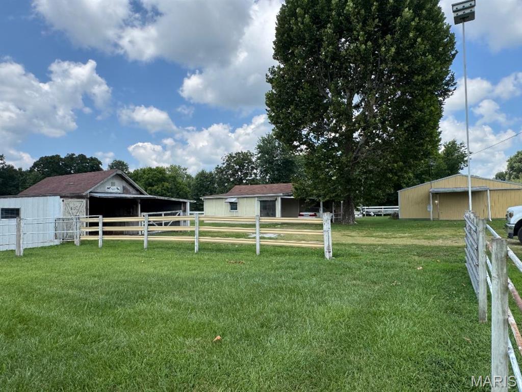 925 Highway Kk Property Photo 10