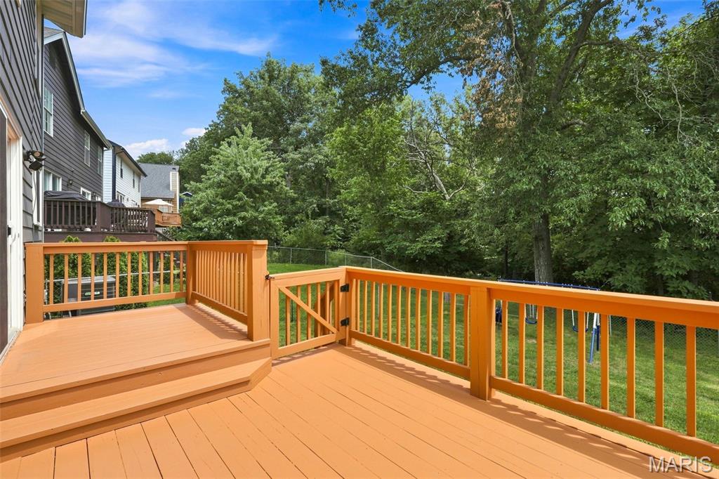 816 Ginger Wood Court Property Photo 19