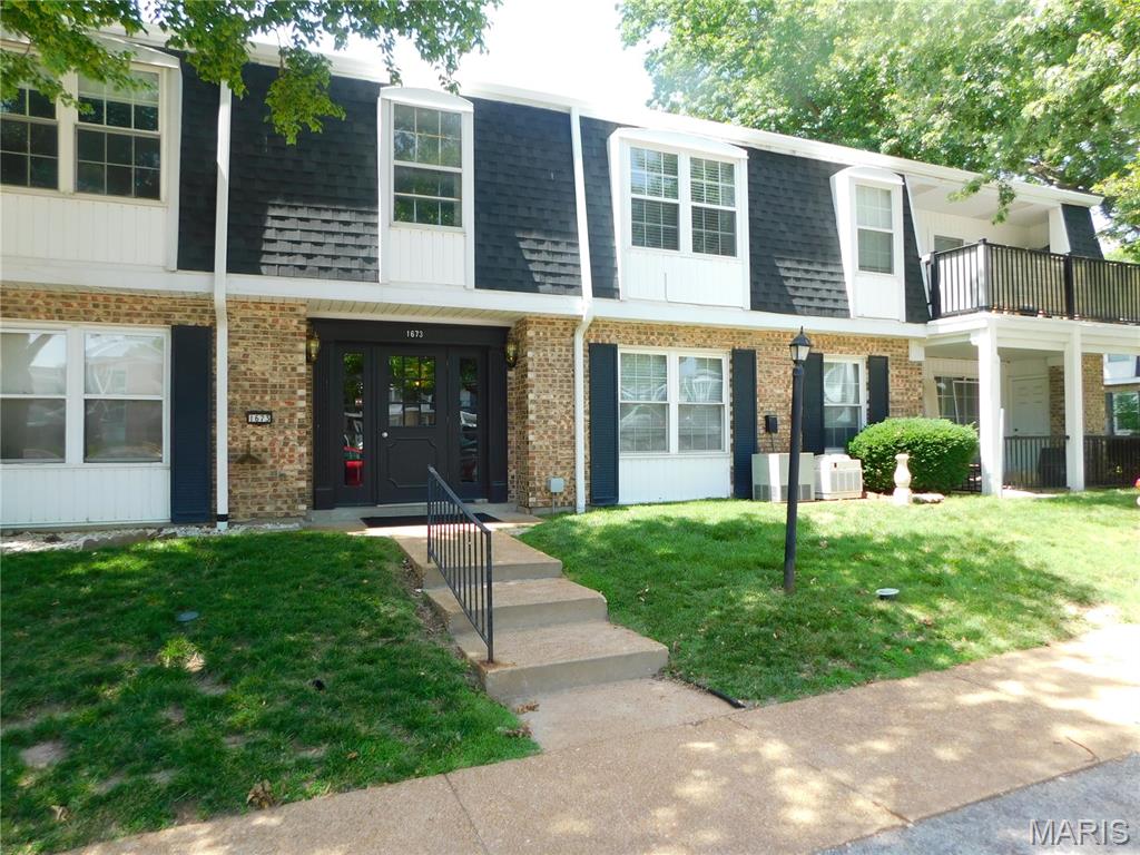 1673 Herault Place F Property Photo 1