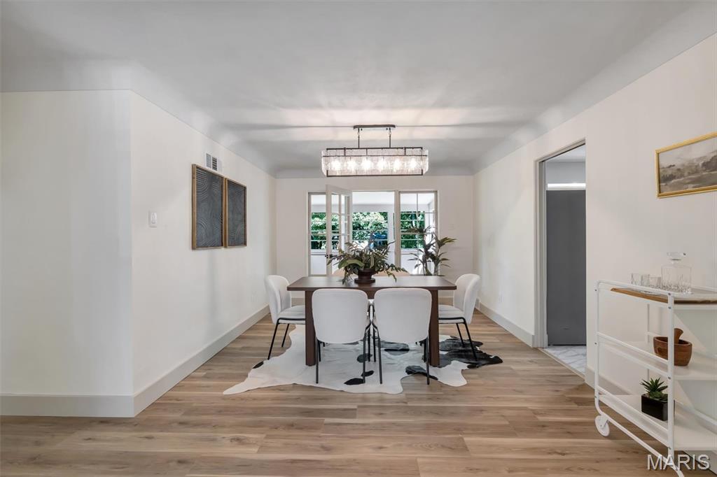 7425 Melrose Avenue Property Photo 9
