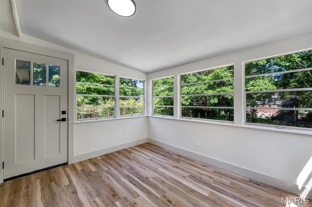 7425 Melrose Avenue Property Photo 12