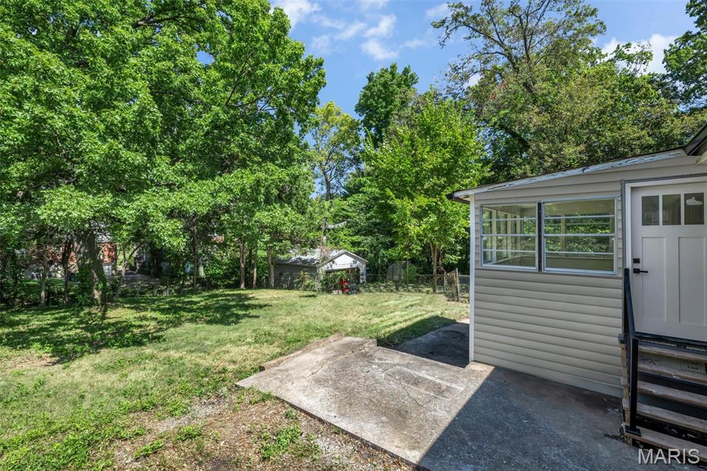 7425 Melrose Avenue Property Photo 37