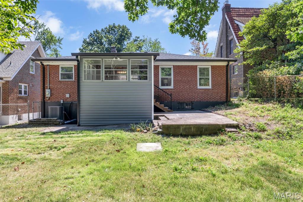 7425 Melrose Avenue Property Photo 39