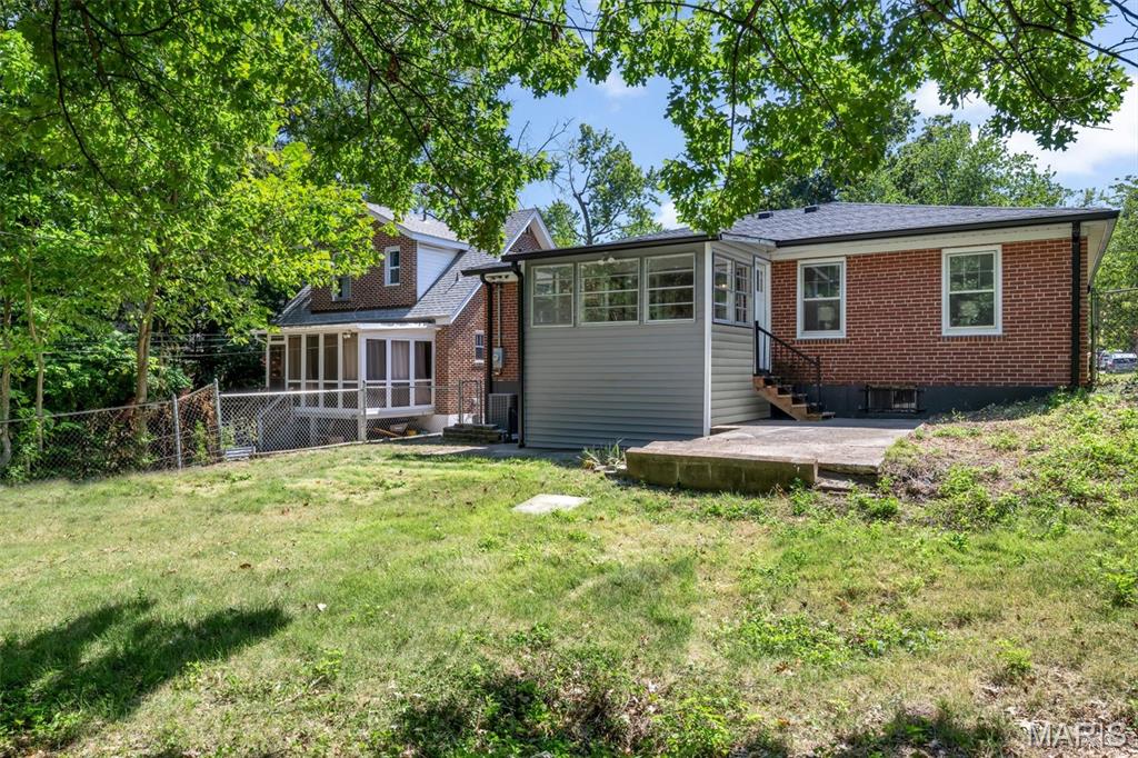 7425 Melrose Avenue Property Photo 42