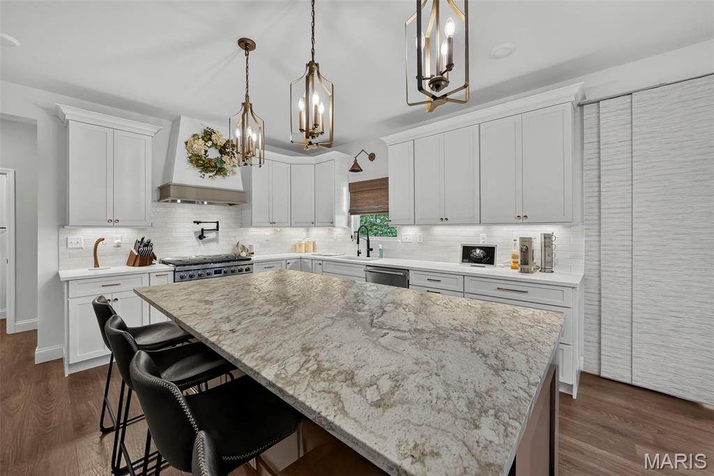 123 Stone Canyon Boulevard Property Photo 13