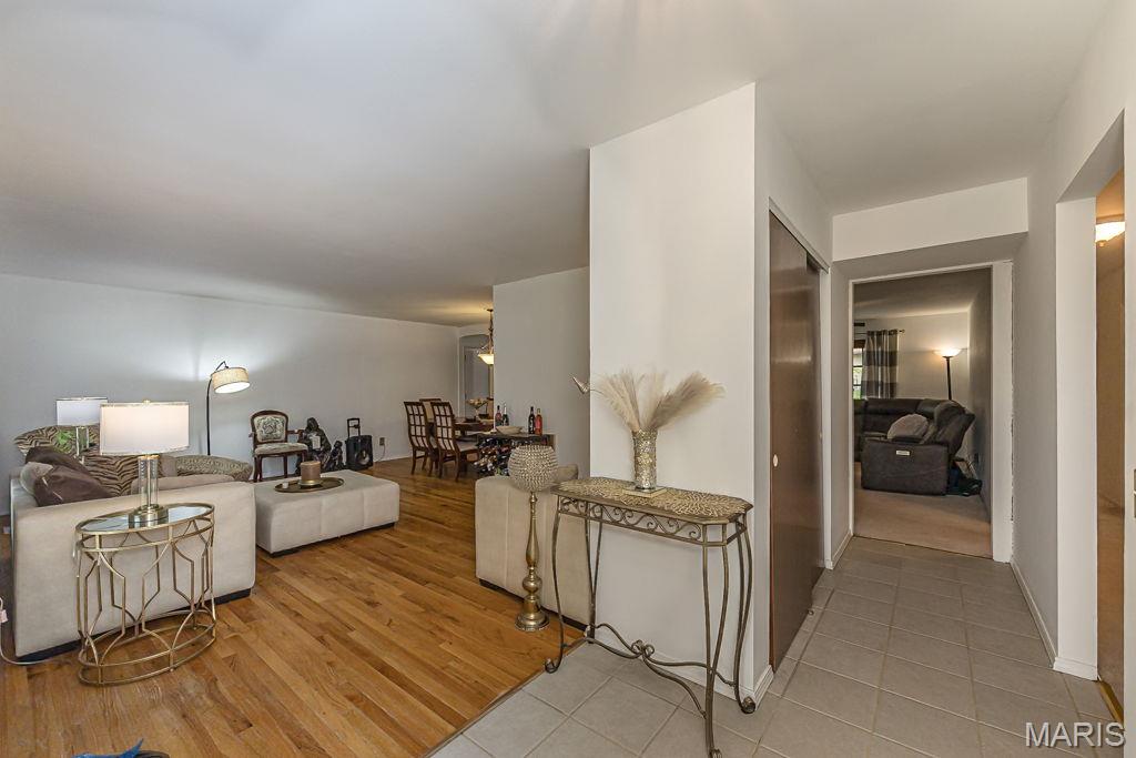 2105 Barcelona Drive Property Photo 5